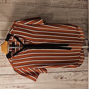 Lipslide Short Sleeve V-neck Top